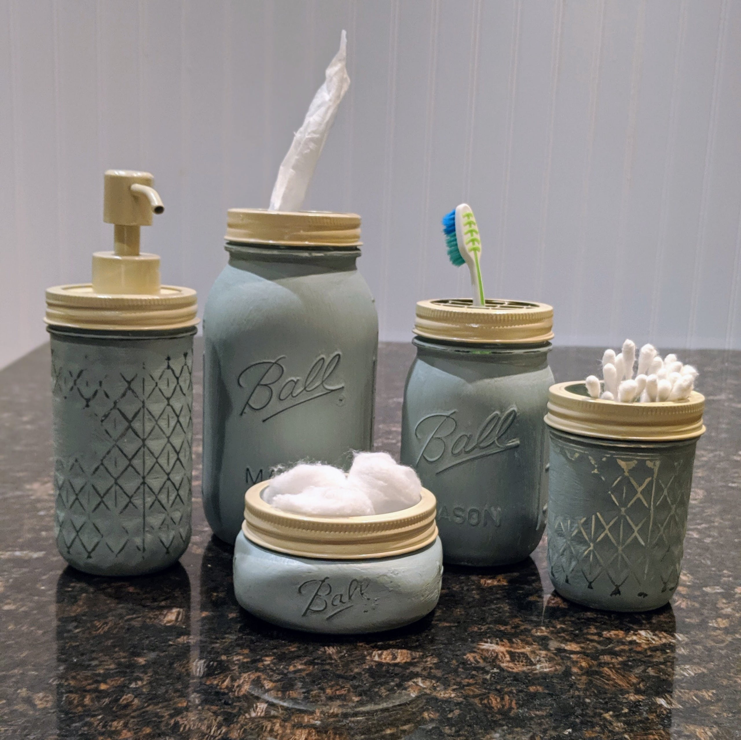 DIY Painted Mason Jar Bathroom Organizer