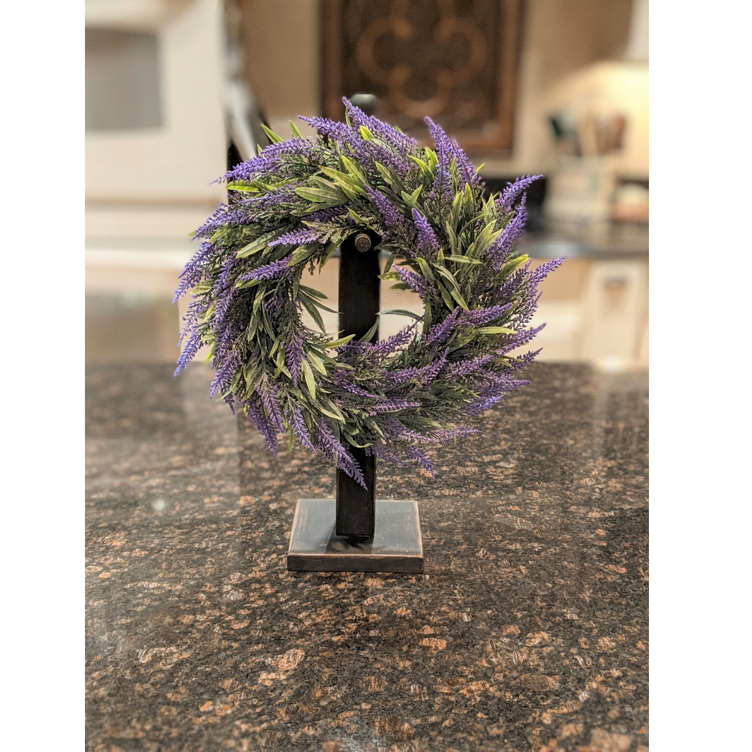 Tabletop Wreath Stand